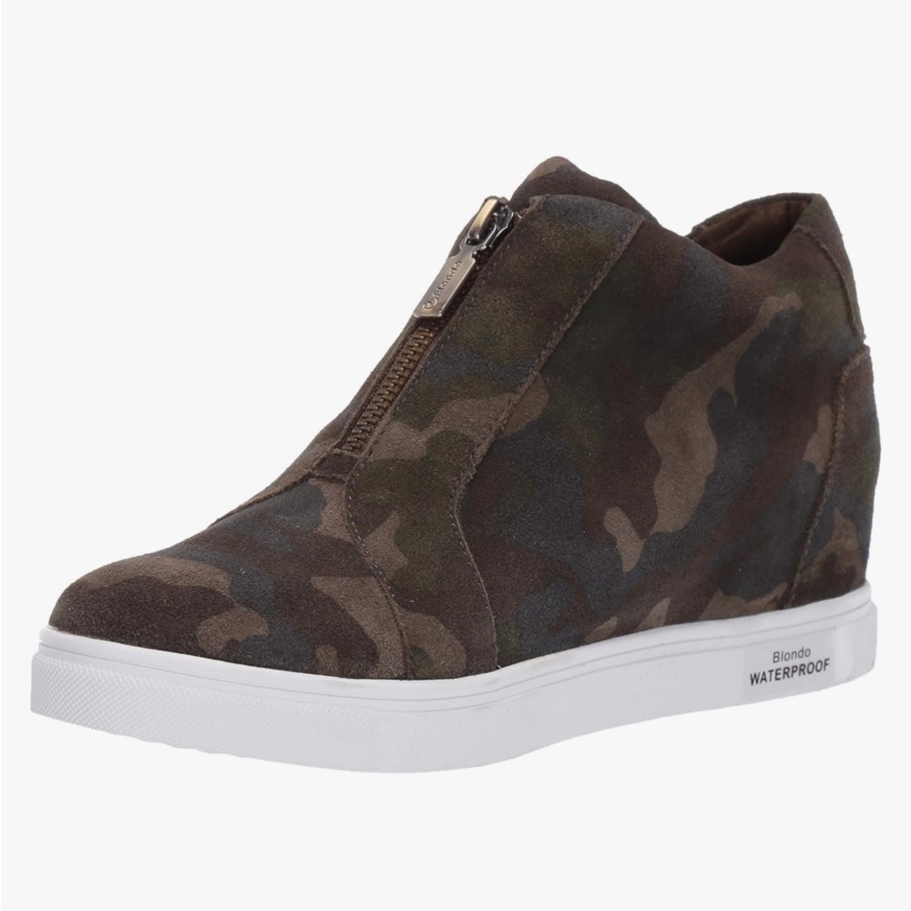 NEW Blondo 6.5 Glenda Sneaker, Camouflage